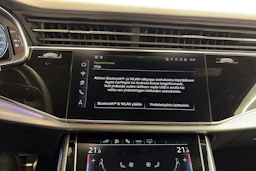 harmaa Audi Q8 2025 kuva 27.