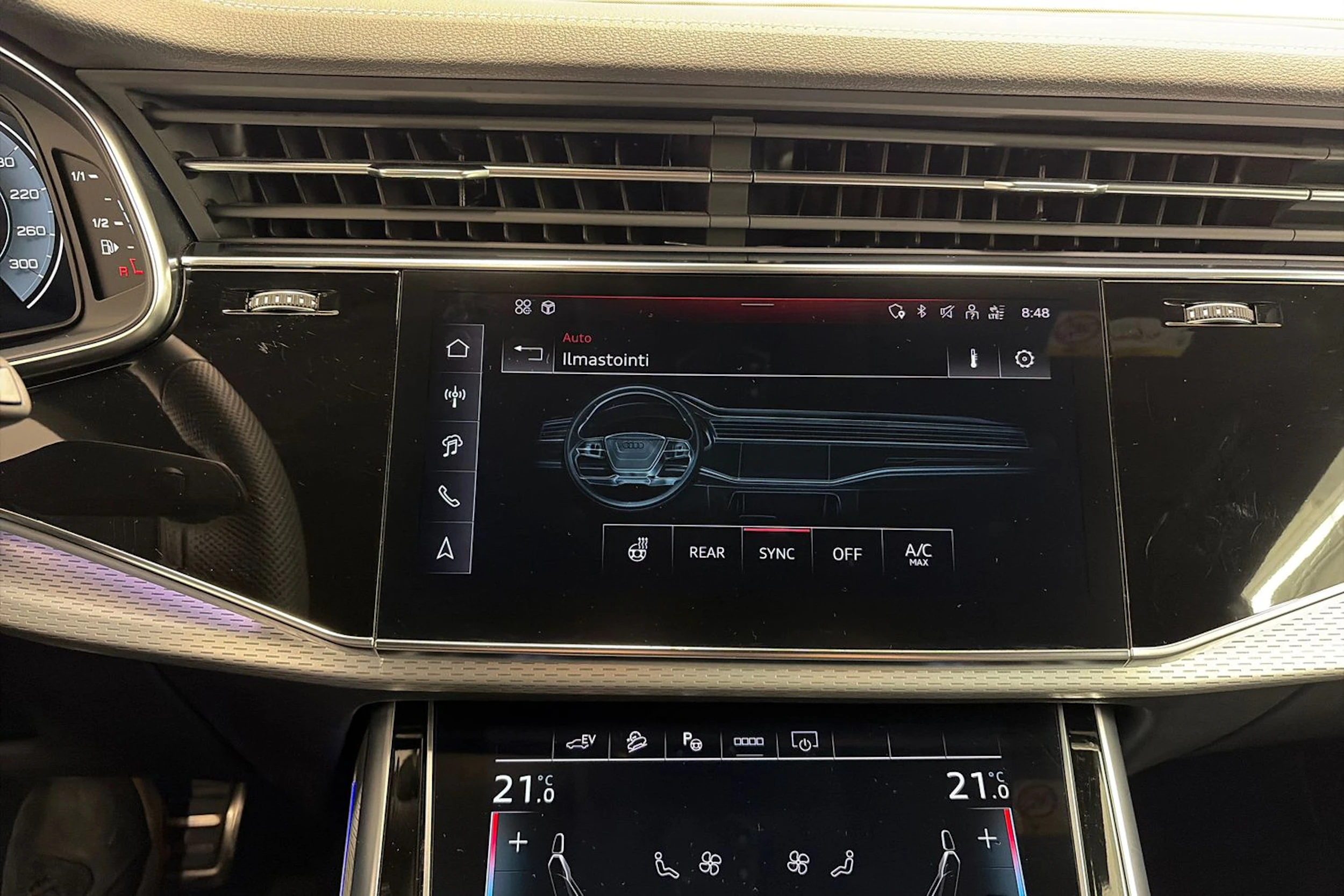 harmaa Audi Q8 2025 kuva 31.