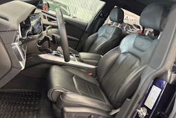 musta Audi Q8 2025 kuva 11.