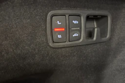 musta Audi Q8 2025 kuva 16.