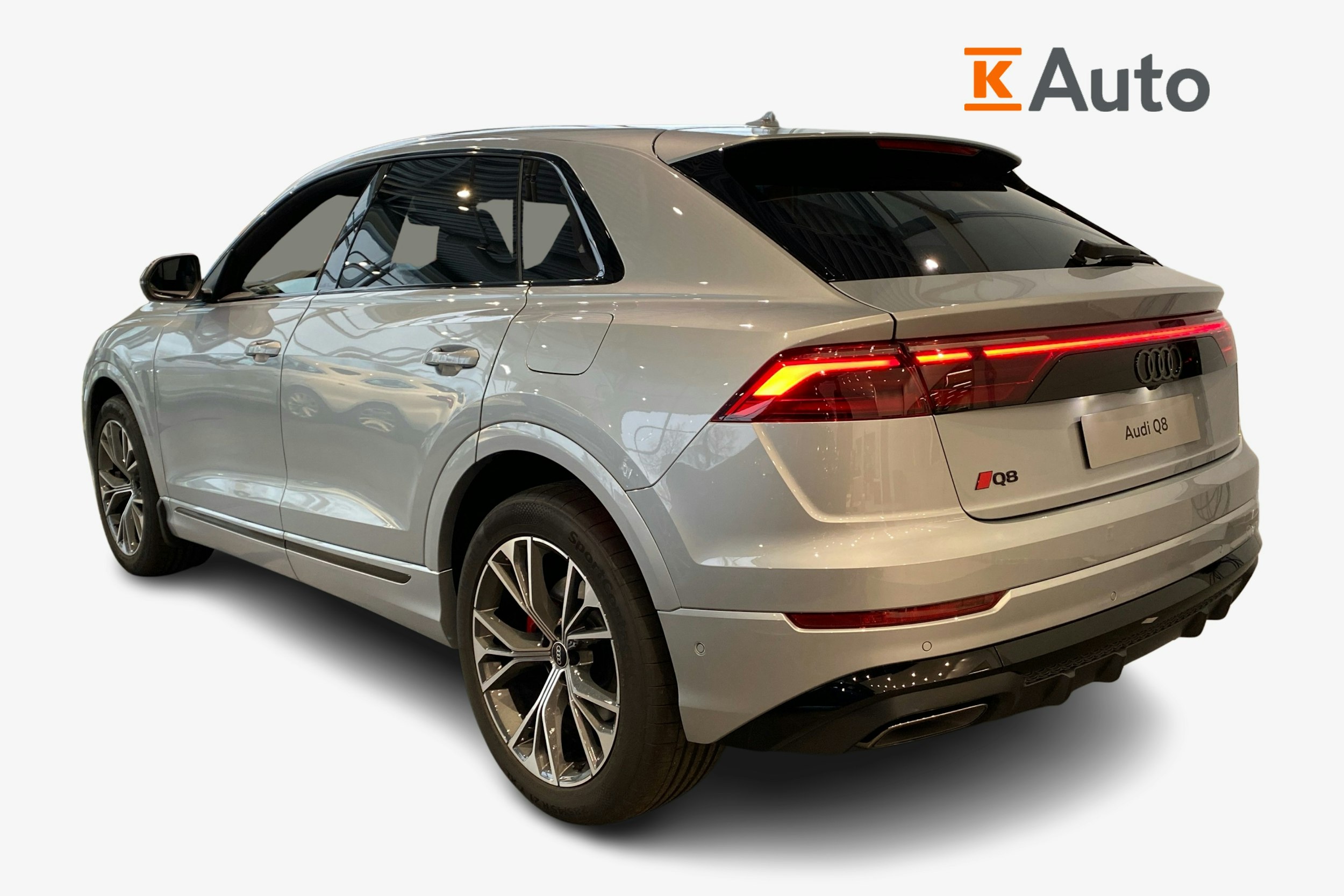met. harmaa Audi Q8 2025 kuva 2.