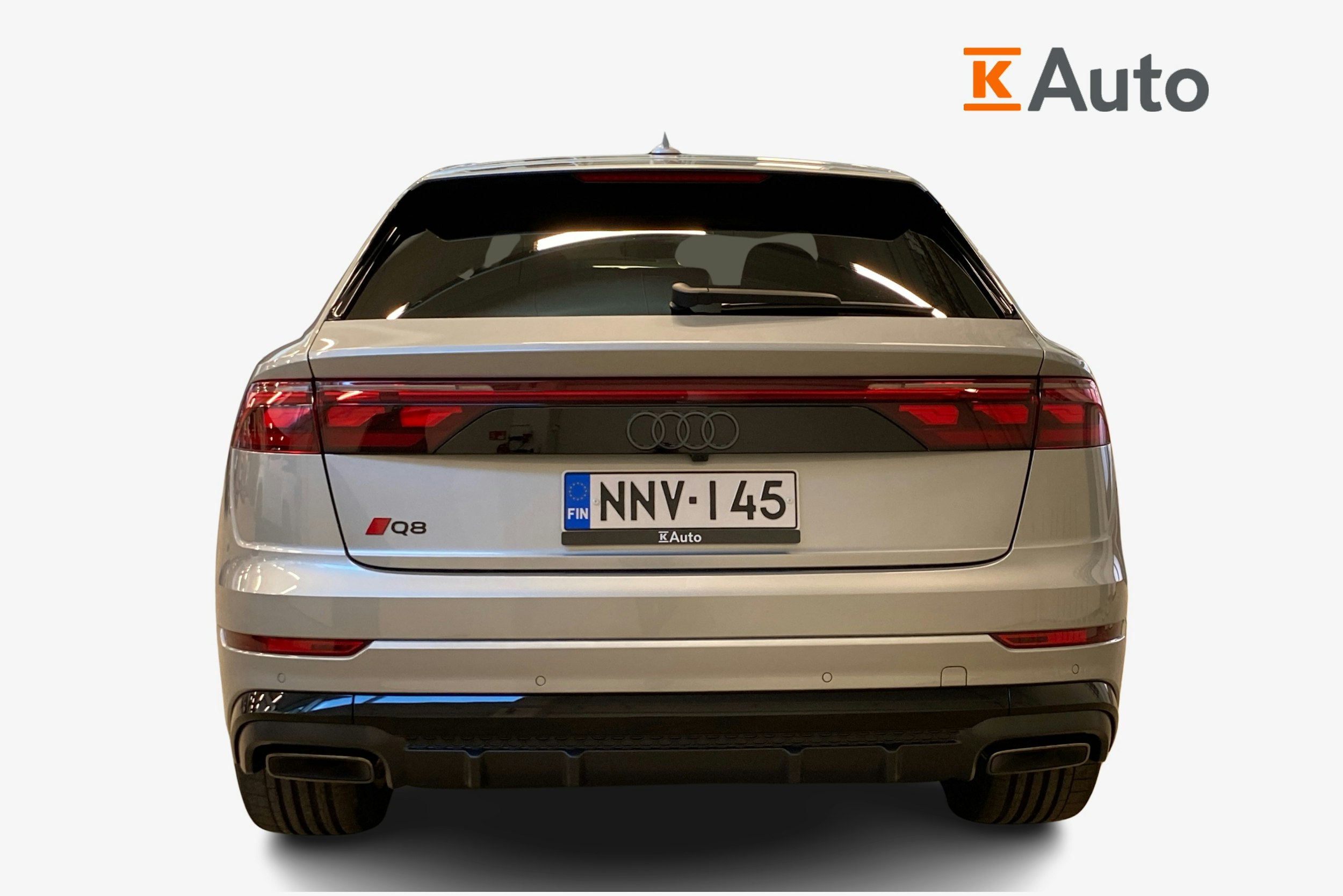 harmaa Audi Q8 2025 kuva 3.