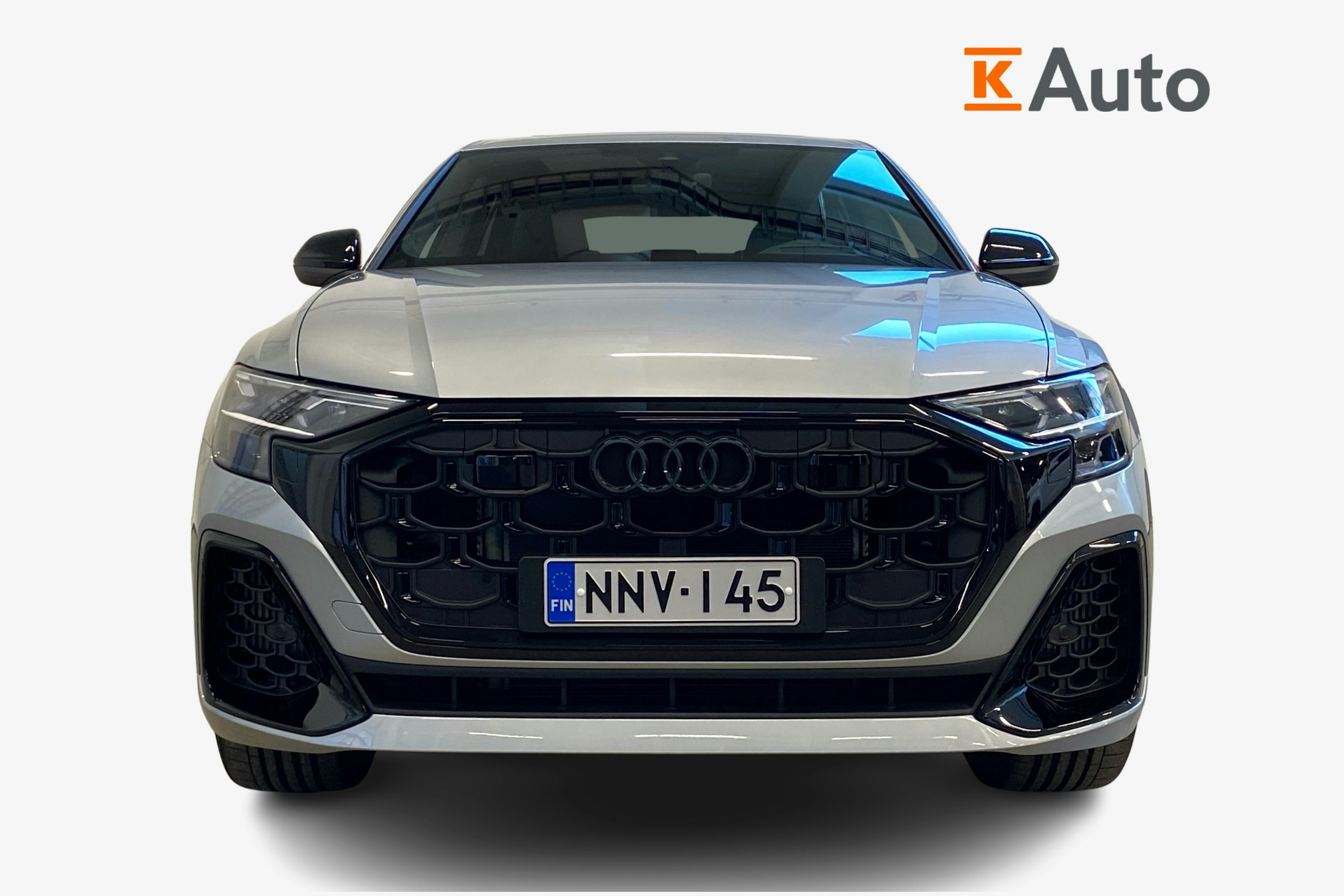 harmaa Audi Q8 2025 kuva 4.
