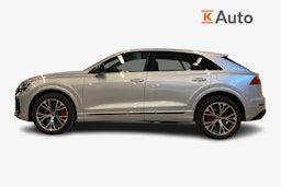 harmaa Audi Q8 2025 kuva 5.