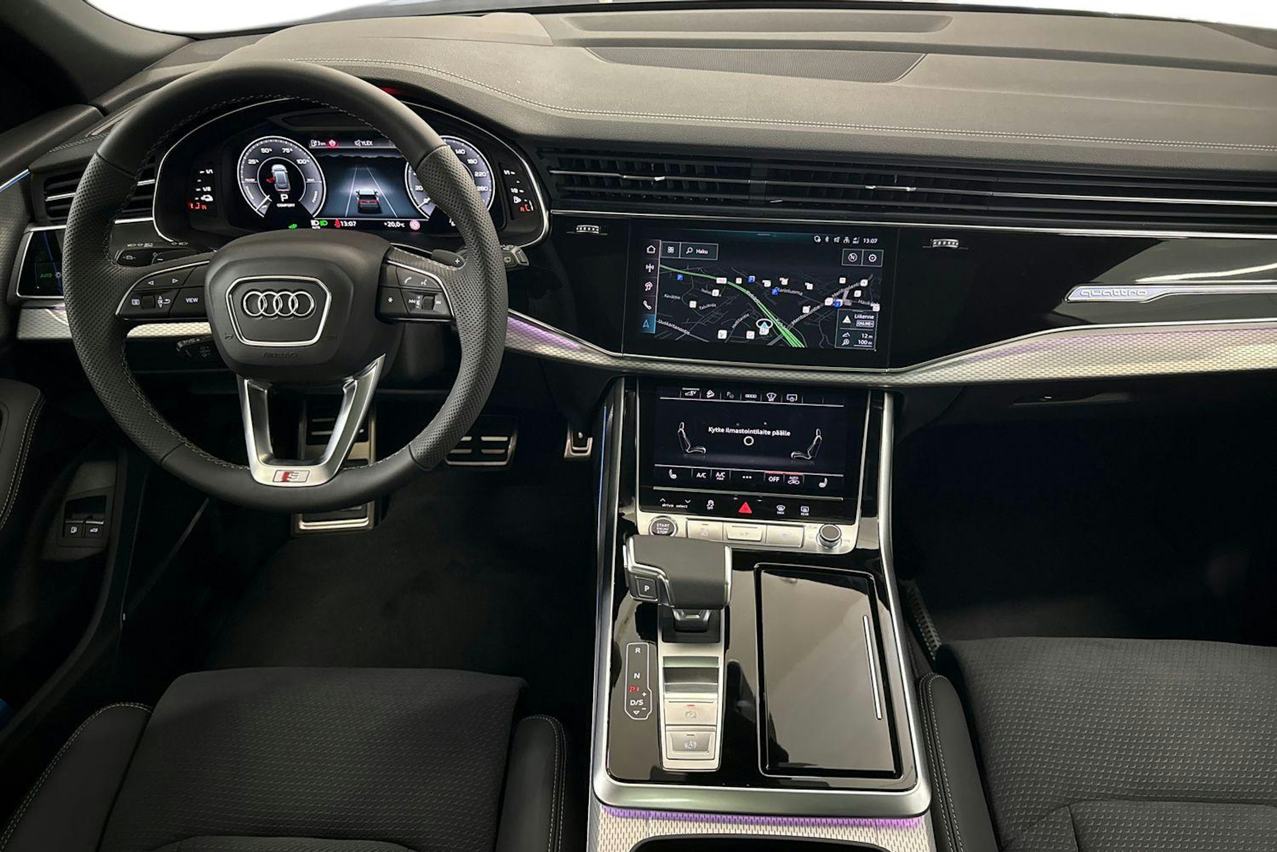 met. harmaa Audi Q8 2025 kuva 7.