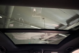 met. harmaa Audi Q8 2025 kuva 14.