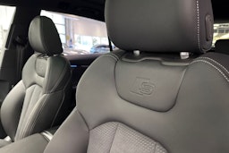 met. musta Audi Q8 2025 kuva 15.