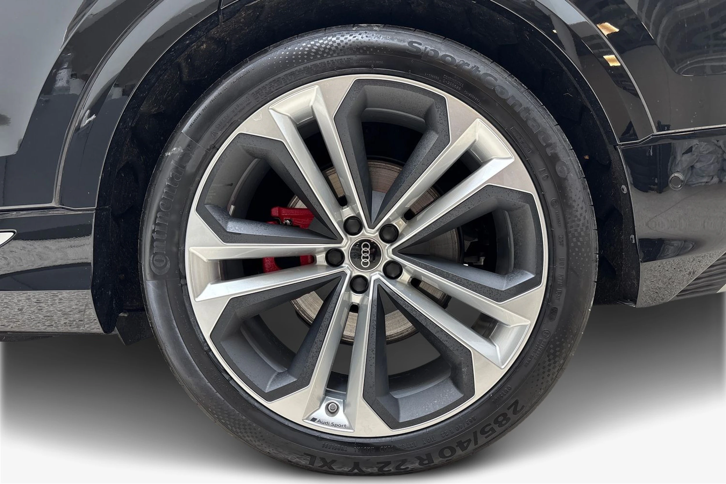 musta Audi Q8 2026 kuva 12.