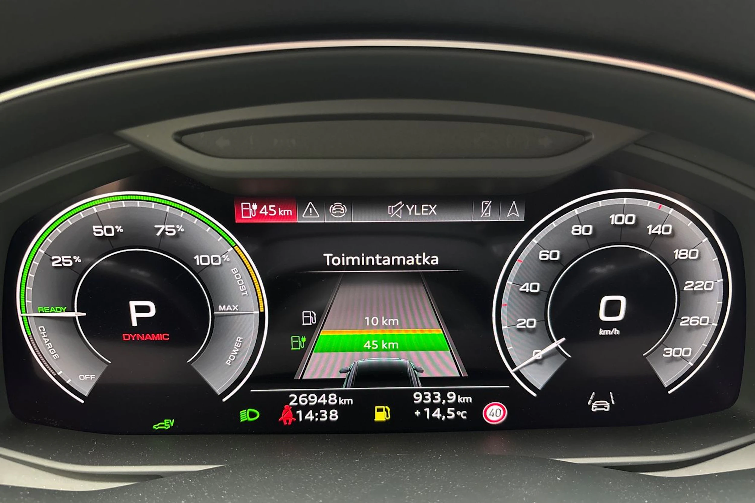 musta Audi Q8 2026 kuva 19.