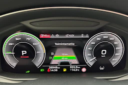 musta Audi Q8 2026 kuva 19.