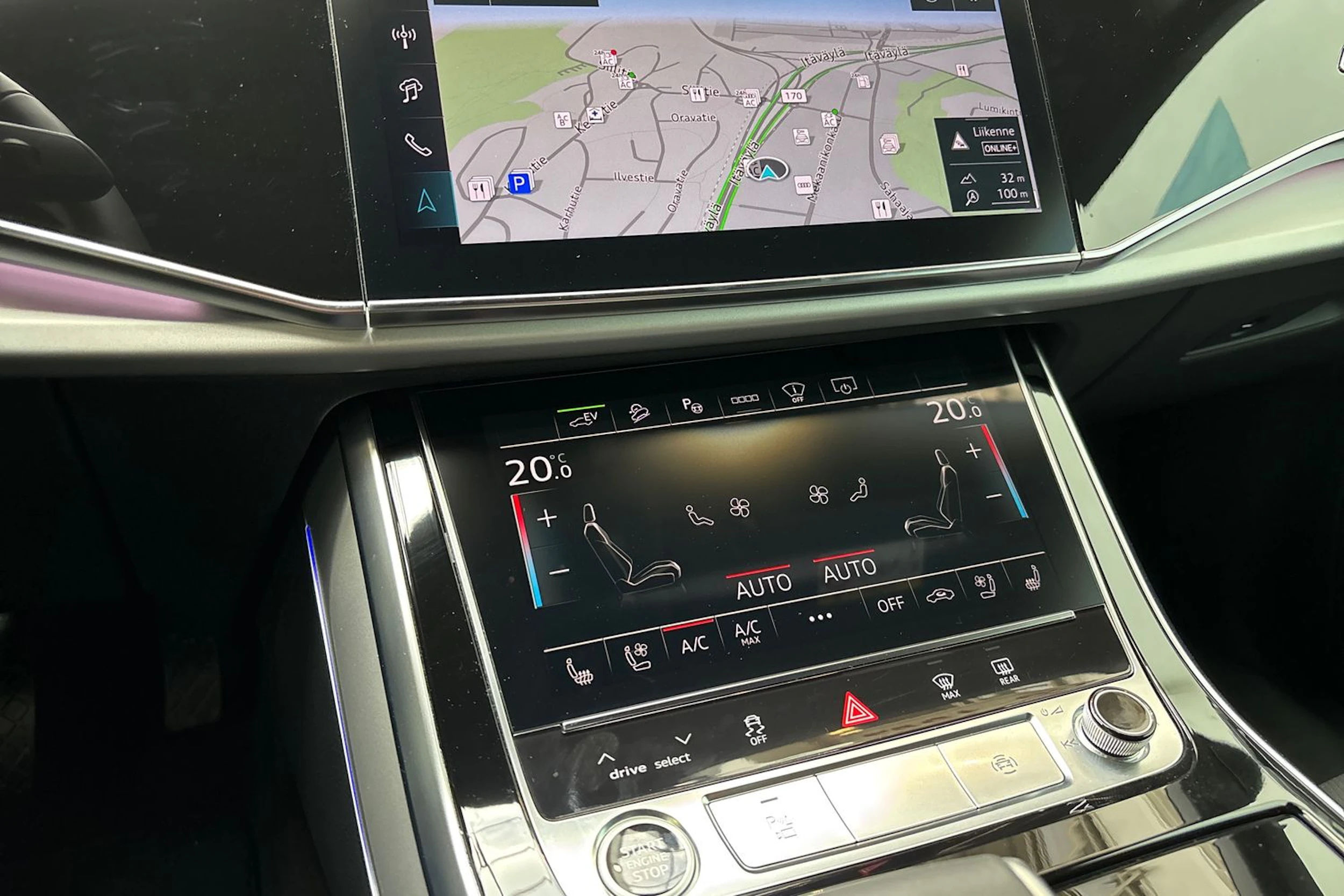musta Audi Q8 2026 kuva 21.