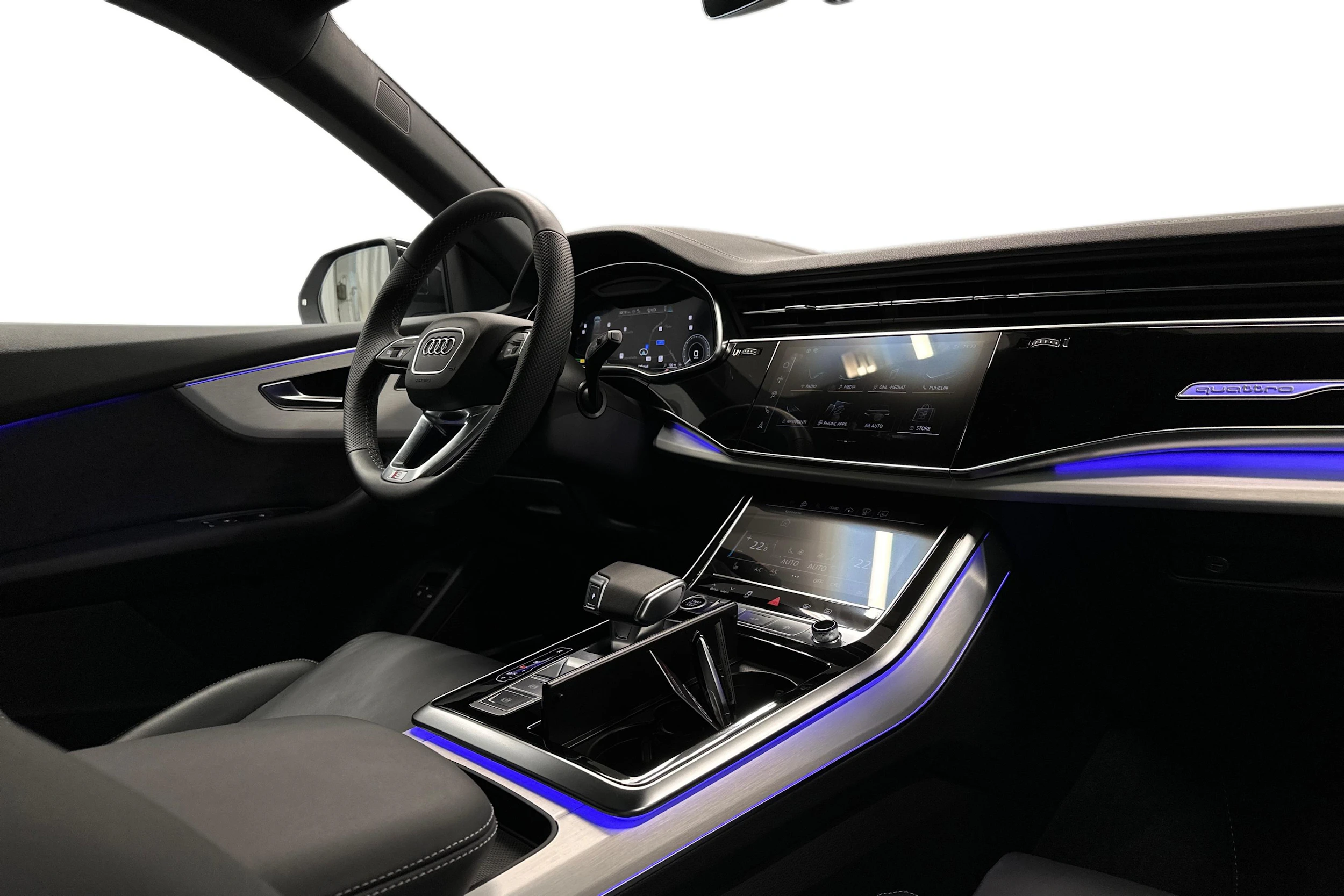 met. valkoinen Audi Q8 2026 kuva 7.