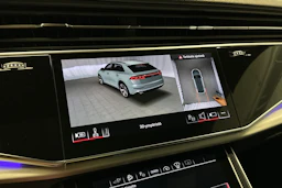 met. valkoinen Audi Q8 2026 kuva 14.