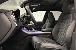 met. valkoinen Audi Q8 2026 kuva 25.