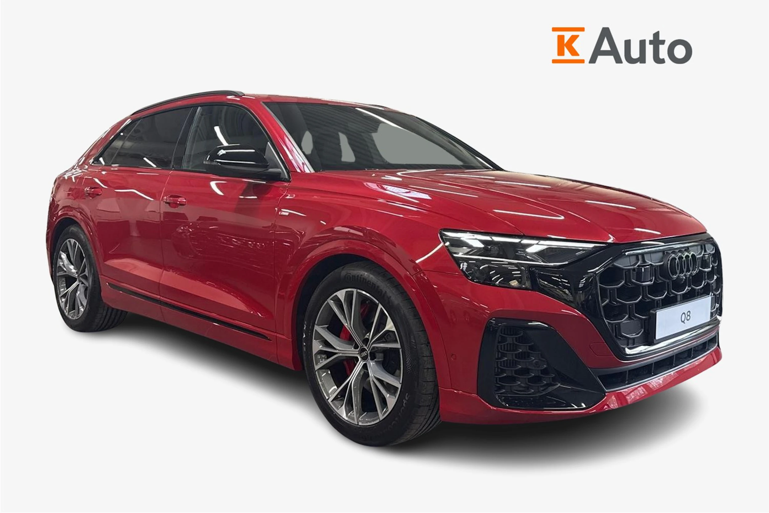 met. punainen Audi Q8 2026 kuva 1.