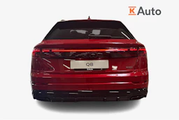 met. punainen Audi Q8 2026 kuva 3.