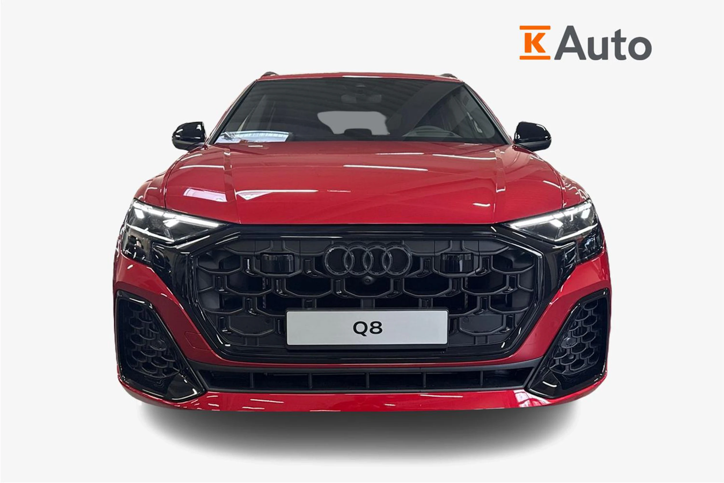 met. punainen Audi Q8 2026 kuva 4.