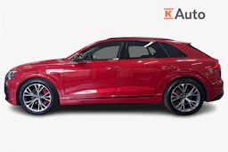 met. punainen Audi Q8 2026 kuva 5.
