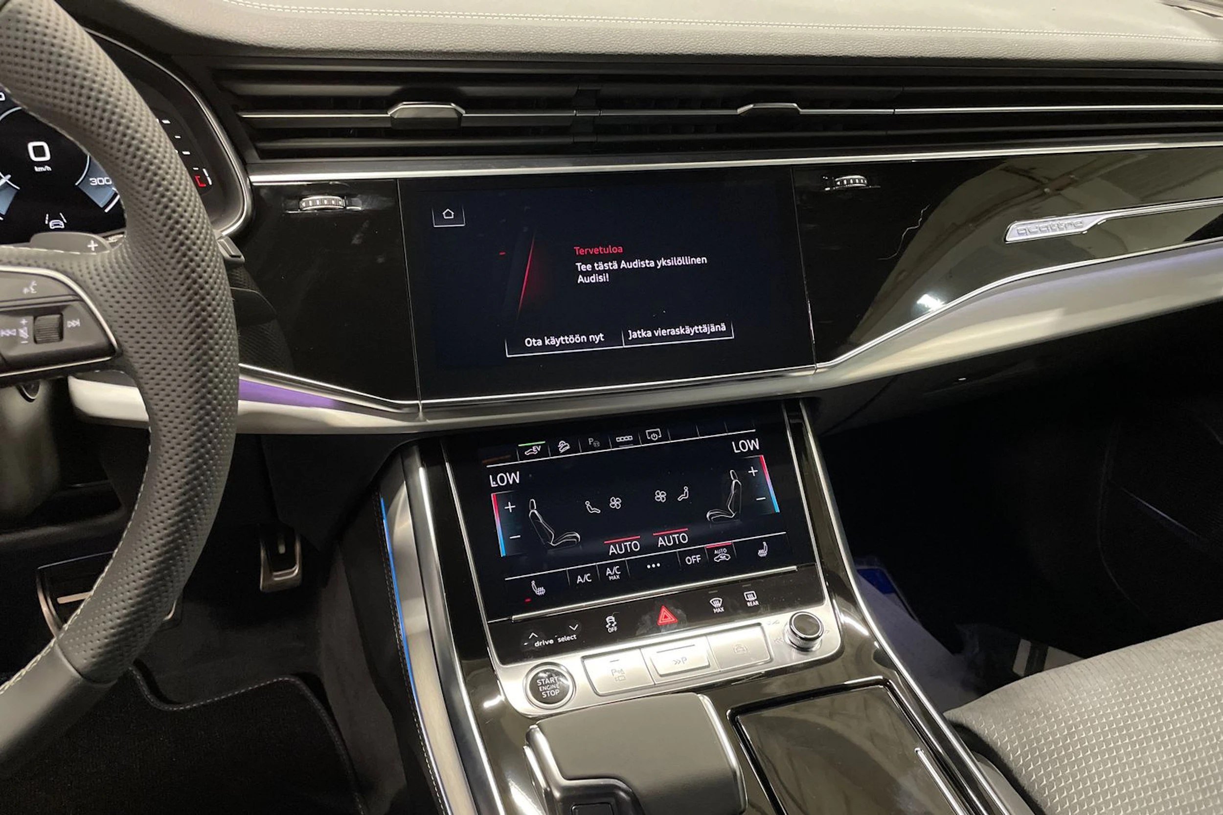 mythos musta Audi Q8 2026 kuva 14.