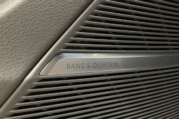 met. musta Audi Q8 2026 kuva 25.