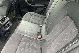 ruskea (beige) Audi Q8 e-tron 2024 kuva 8.
