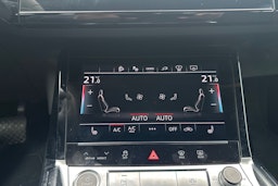 ruskea (beige) Audi Q8 e-tron 2024 kuva 12.