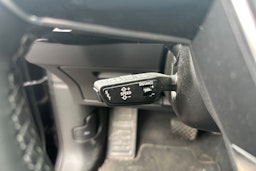 ruskea (beige) Audi Q8 e-tron 2024 kuva 18.
