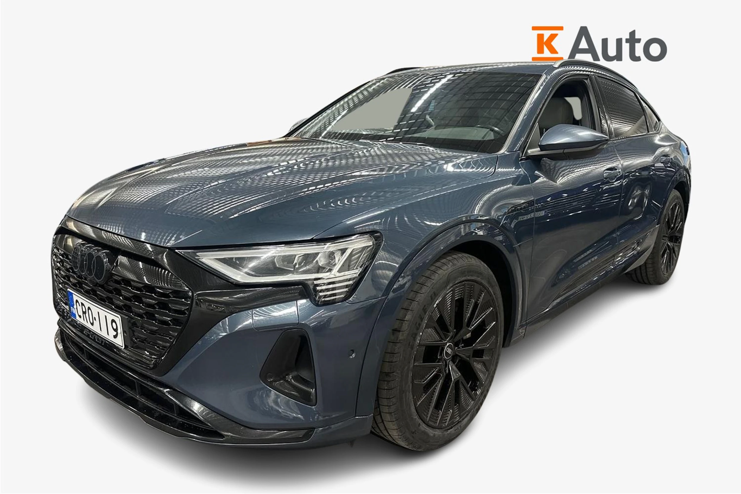 Sininen Audi Q8 e-tron 2023 kuva 1.