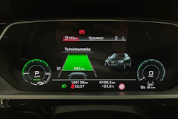 Sininen Audi Q8 e-tron 2023 kuva 16.