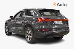 harmaa Audi Q8 e-tron 2024 kuva 2.