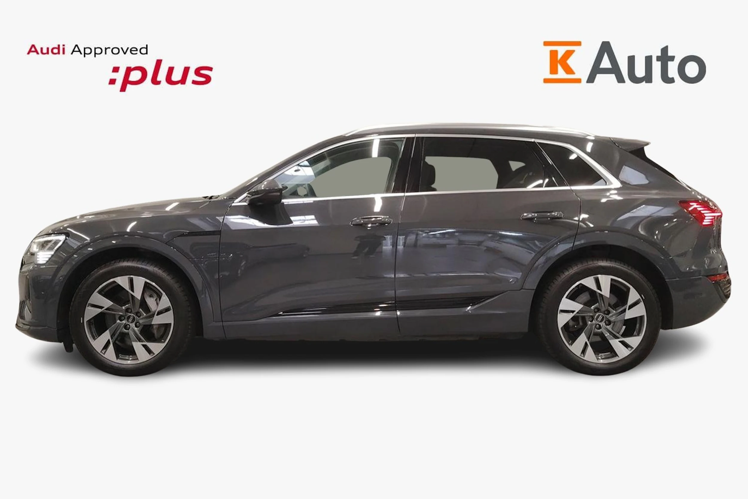 harmaa Audi Q8 e-tron 2023 kuva 5.