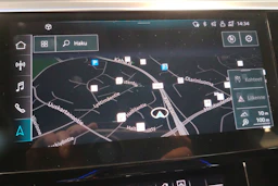 harmaa Audi Q8 e-tron 2023 kuva 16.