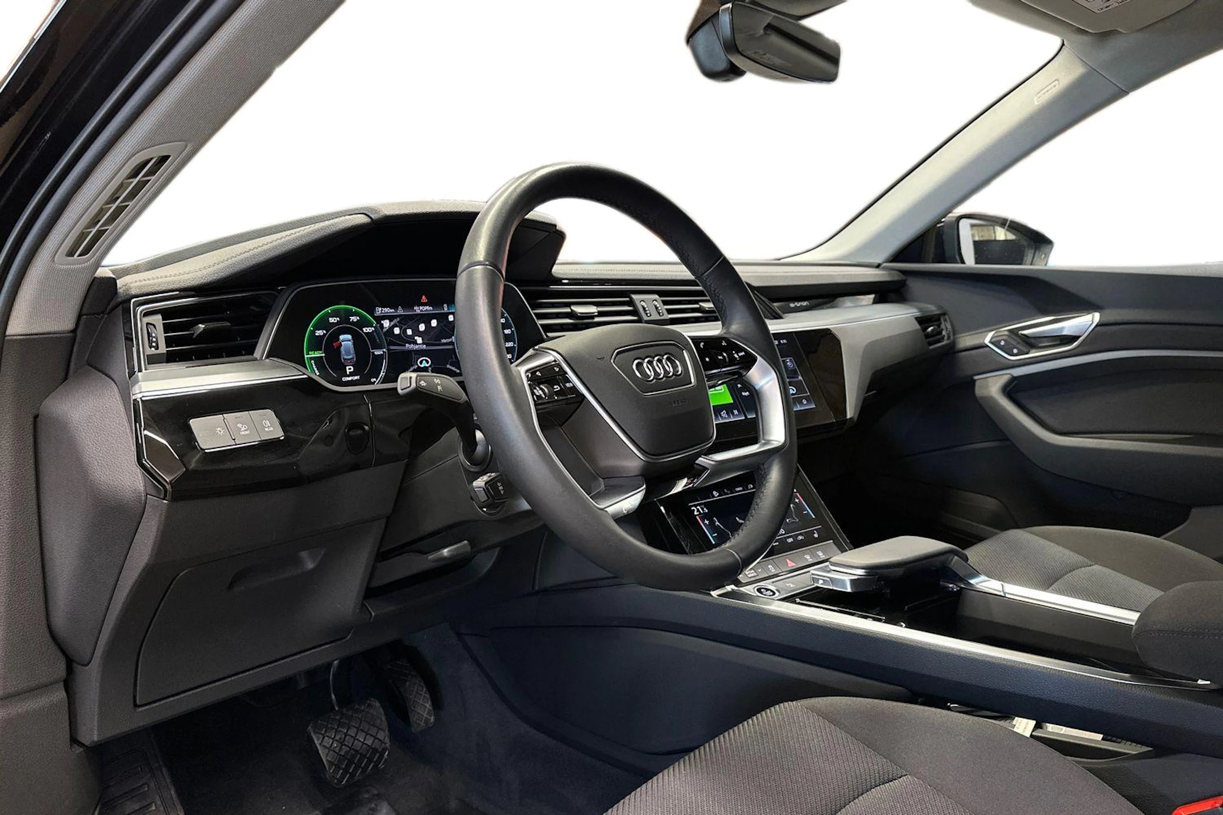 musta Audi Q8 e-tron 2023 kuva 8.