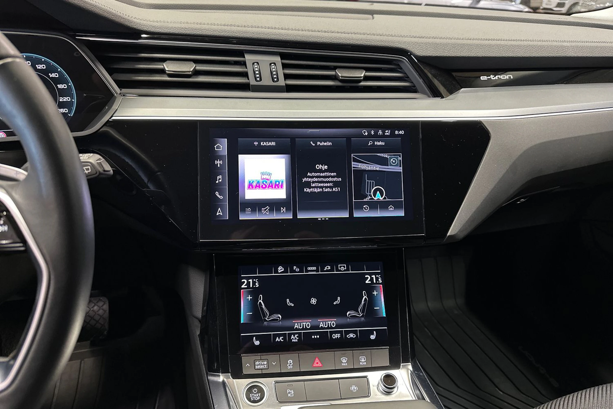 musta Audi Q8 e-tron 2023 kuva 20.