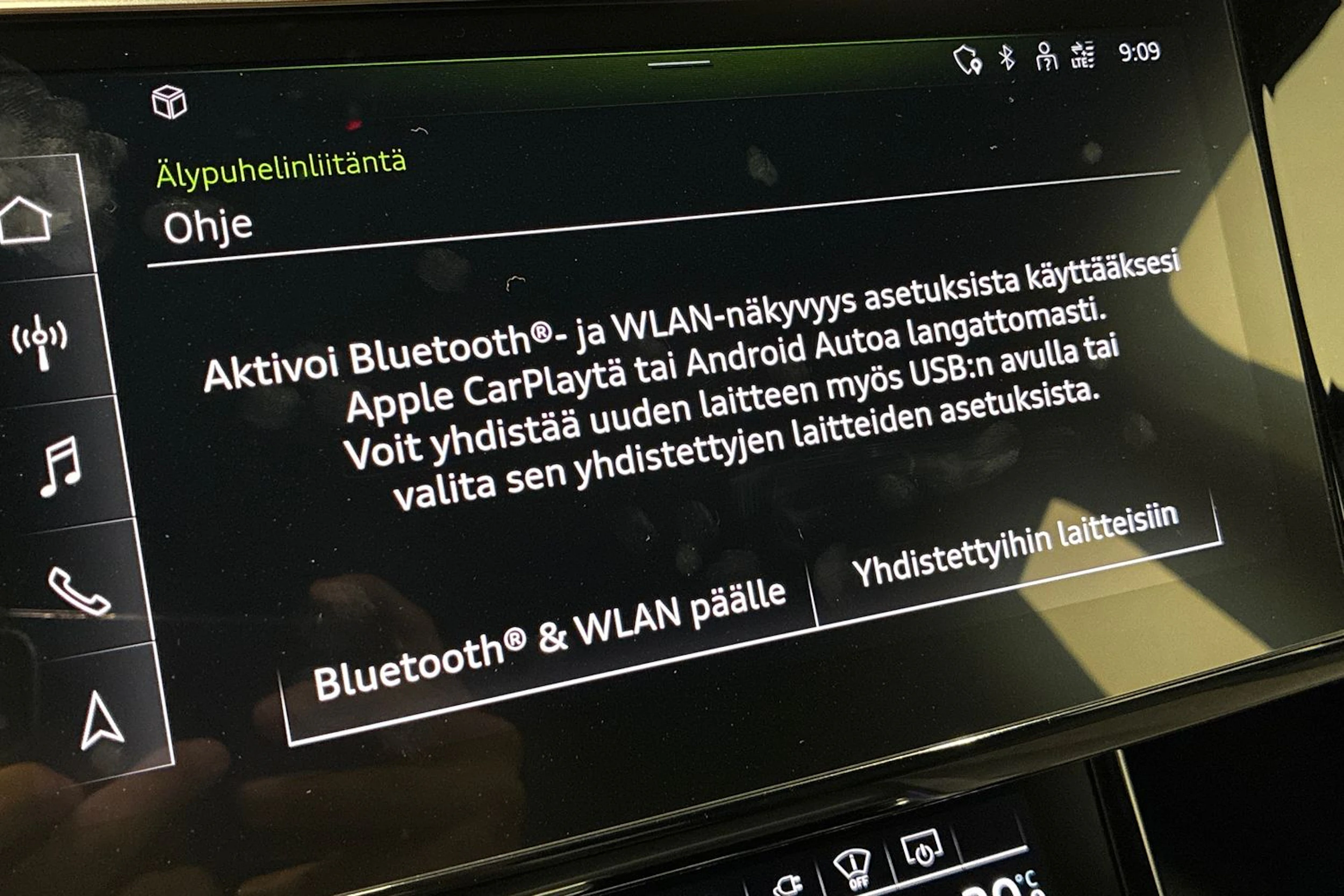 musta Audi Q8 e-tron 2023 kuva 25.