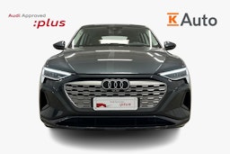 harmaa Audi Q8 e-tron 2023 kuva 4.