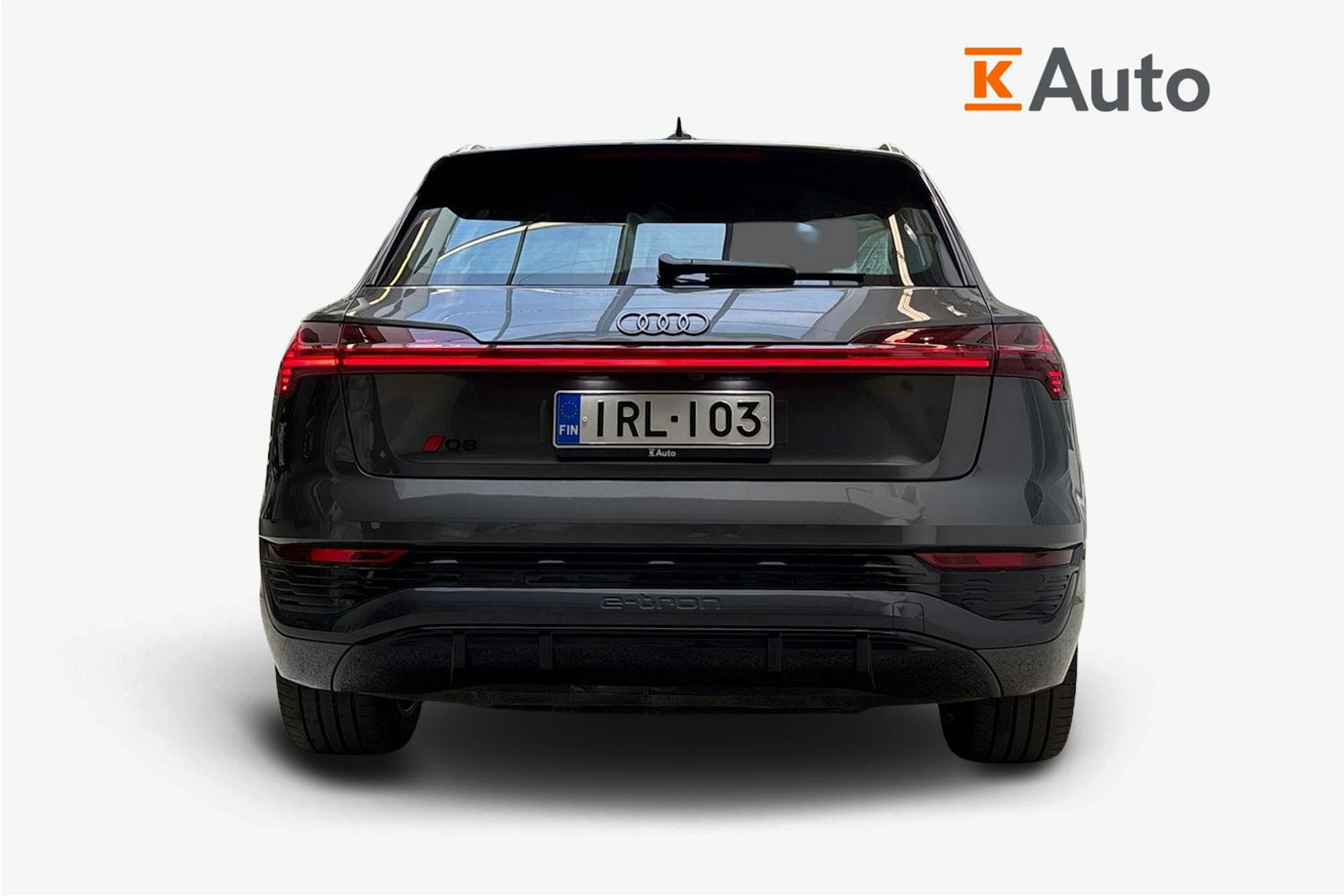 harmaa Audi Q8 e-tron 2023 kuva 3.