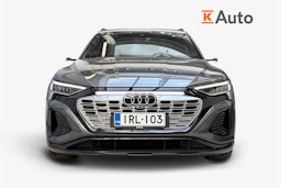 harmaa Audi Q8 e-tron 2023 kuva 5.