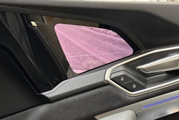harmaa Audi Q8 e-tron 2023 kuva 28.