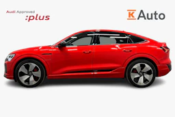 punainen Audi Q8 e-tron 2023 kuva 5.