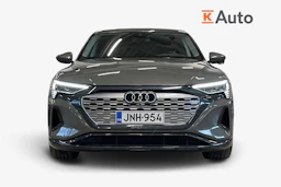 harmaa Audi Q8 e-tron 2023 kuva 4.