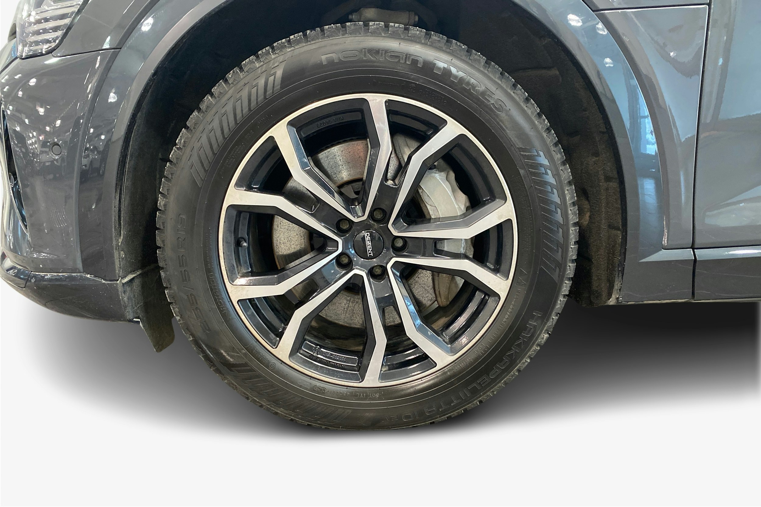 harmaa Audi Q8 e-tron 2023 kuva 11.