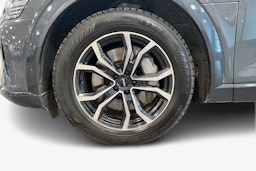 harmaa Audi Q8 e-tron 2023 kuva 11.