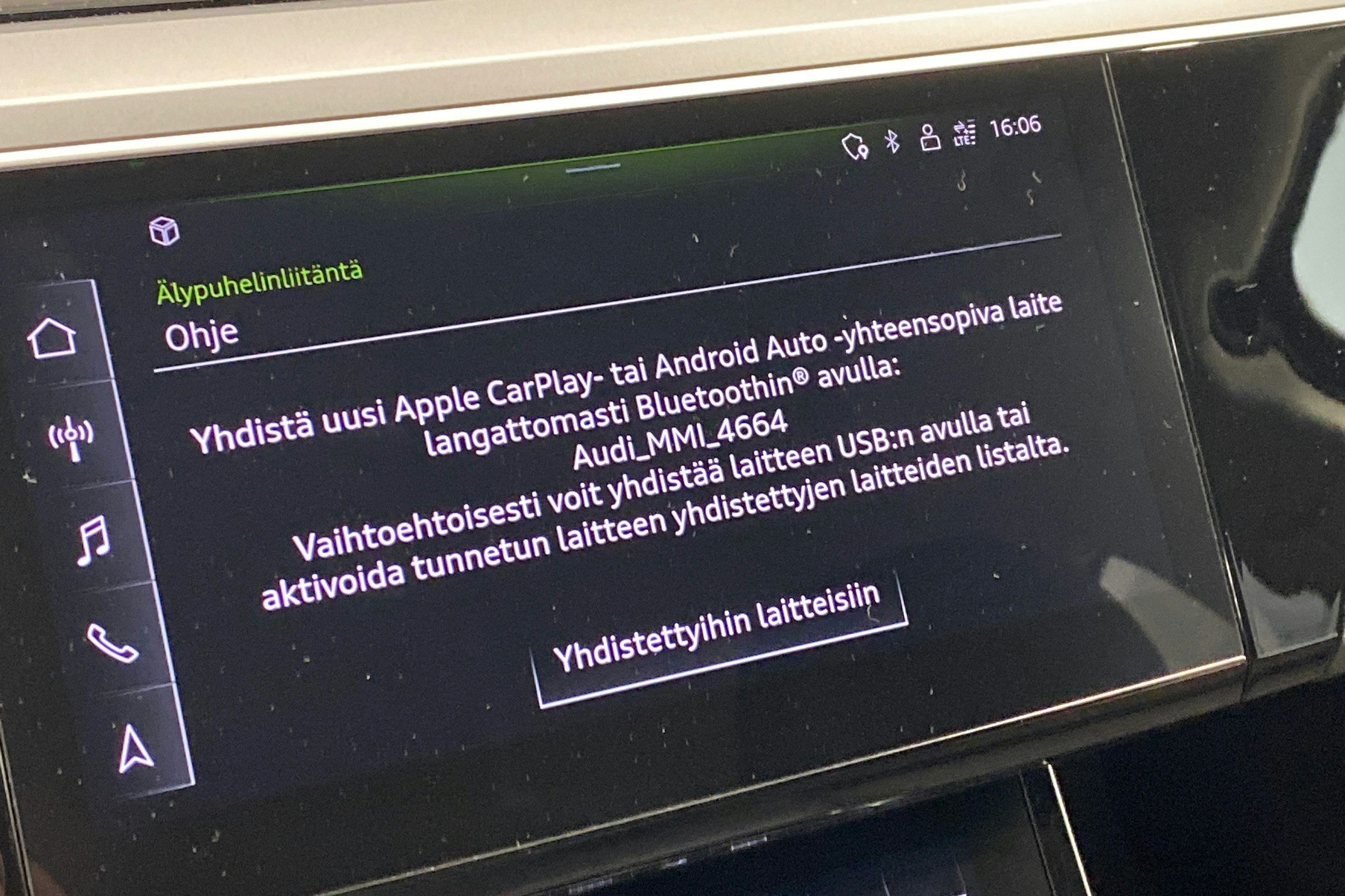 harmaa Audi Q8 e-tron 2023 kuva 17.