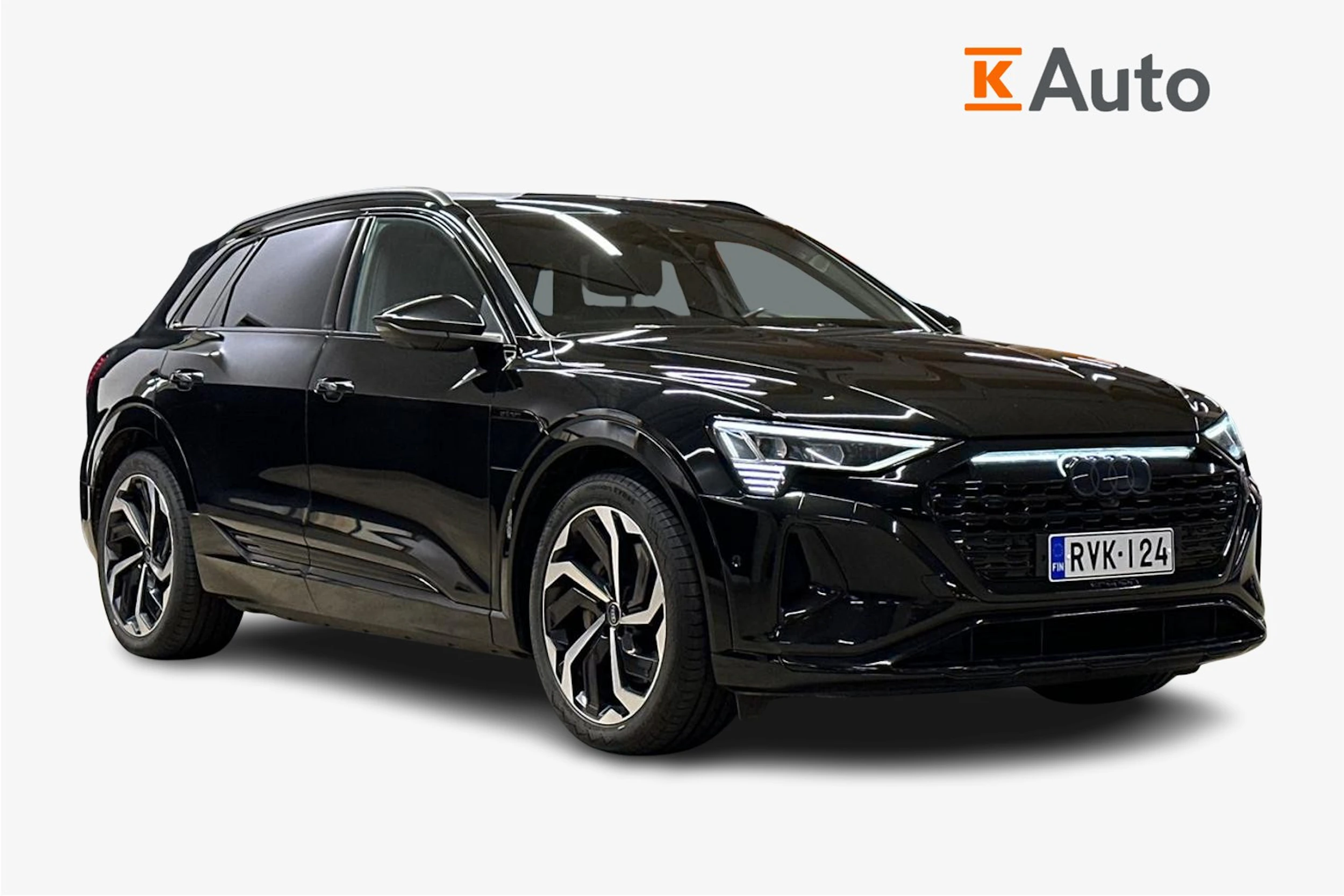 musta Audi Q8 e-tron 2024 kuva 1.