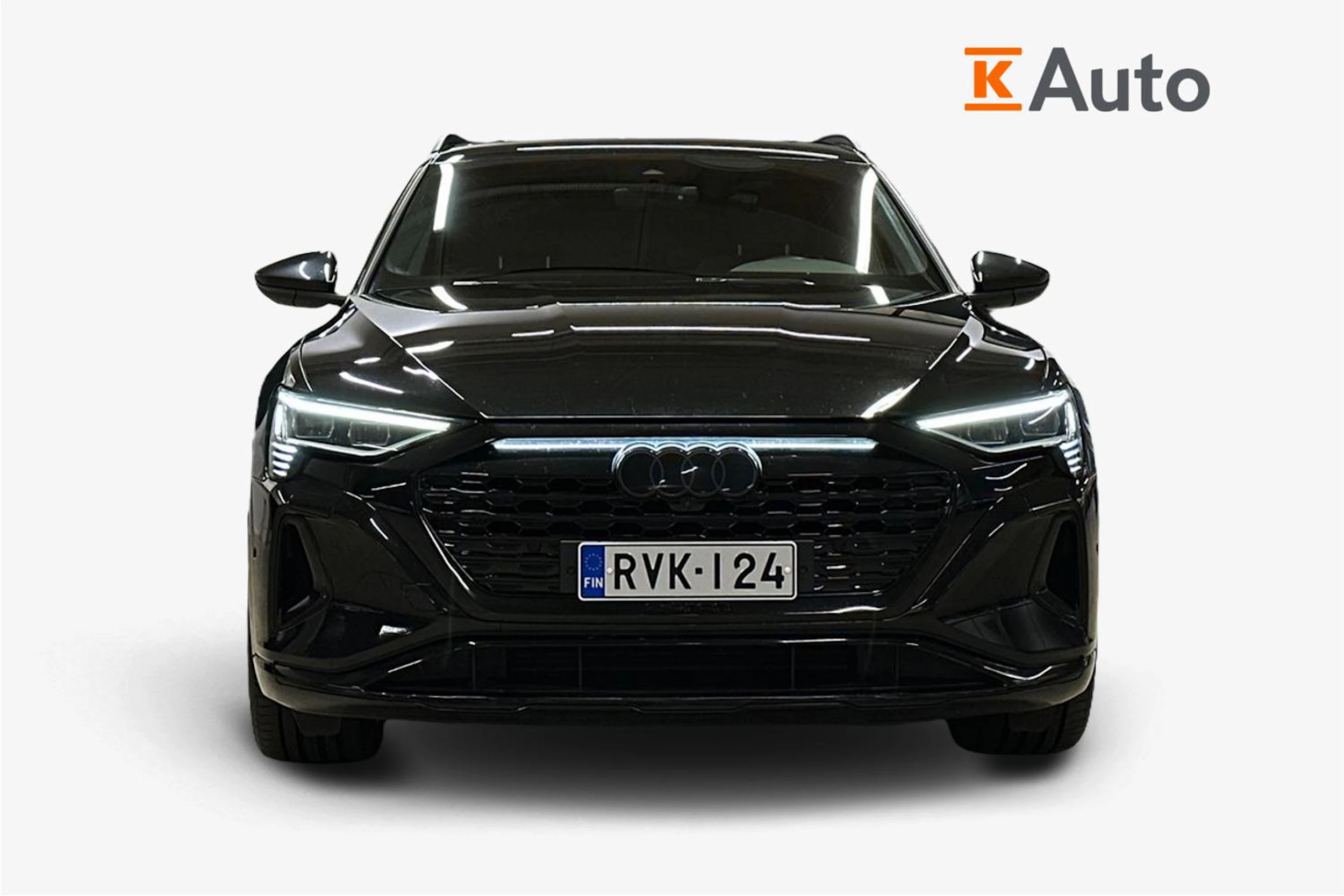 musta Audi Q8 e-tron 2024 kuva 4.