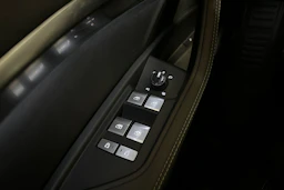 musta Audi Q8 e-tron 2024 kuva 32.