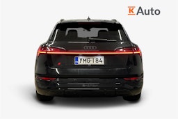 musta Audi Q8 e-tron 2024 kuva 3.