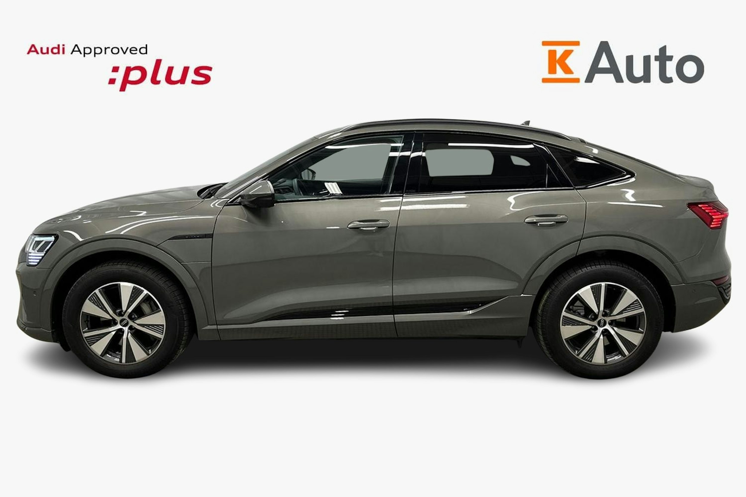 harmaa Audi Q8 e-tron 2023 kuva 5.