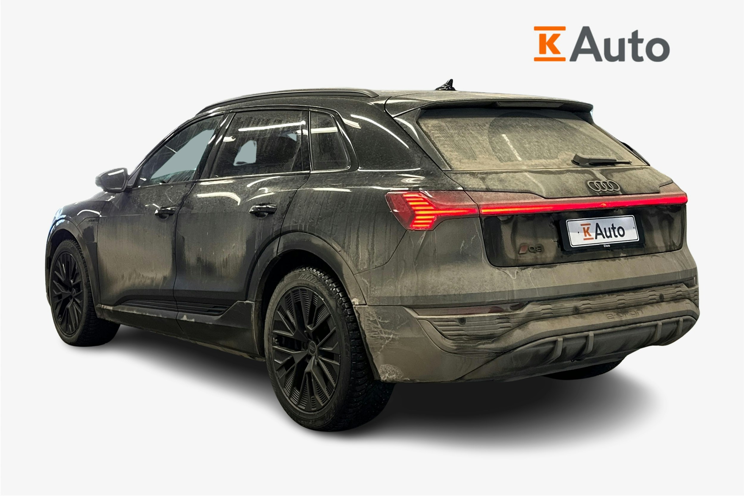 musta Audi Q8 e-tron 2024 kuva 2.